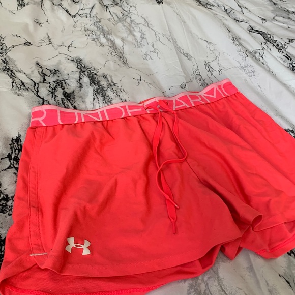 Under Armour shorts - Picture 2 of 3